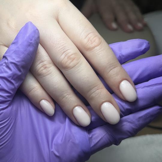 Concept Beauty and Spa #podgorica Gel lak Rubber baza - nokti S dužine