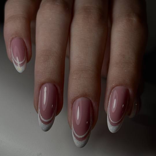 Nena #bar Gel lak Trajni lak - french / ombre Isprobajte trajni lak i uživajte u besprekornim, sjaj