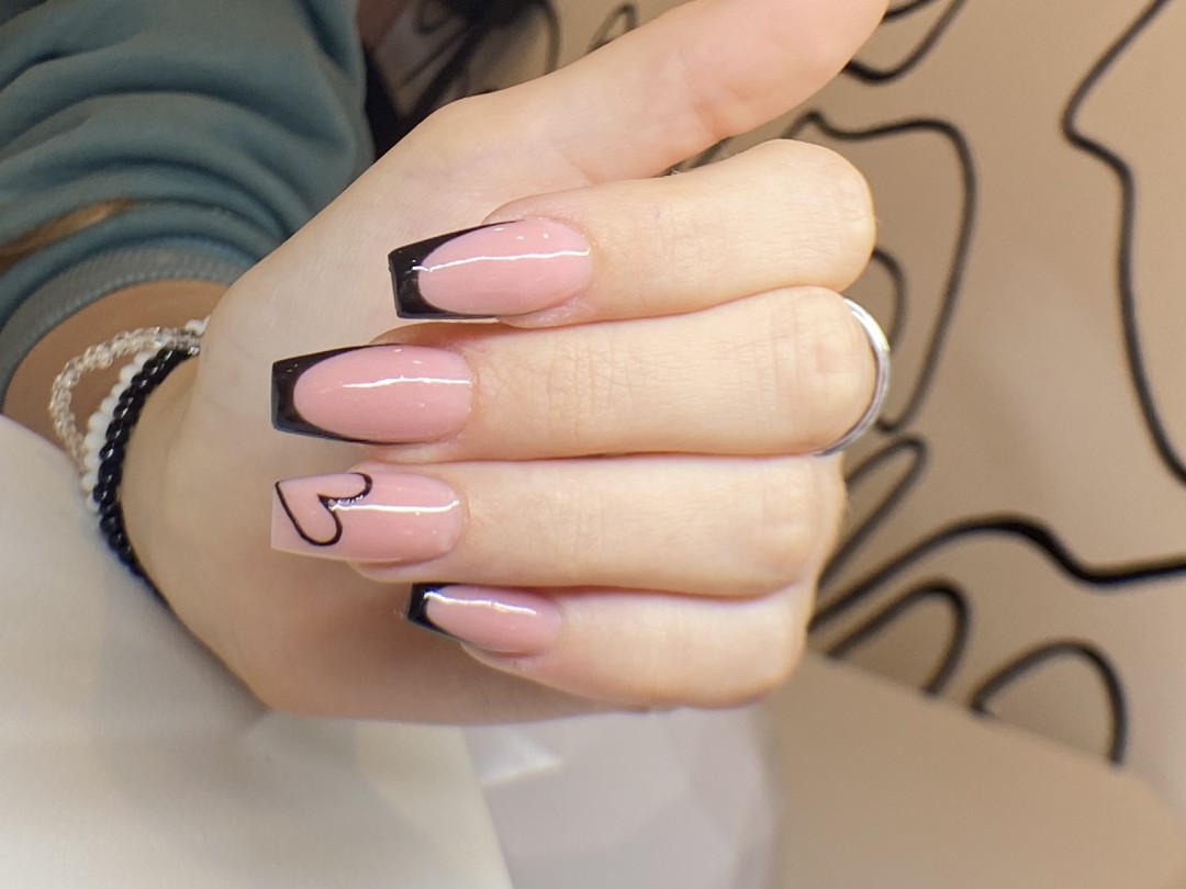 Honey #podgorica Nadogradnja noktiju Nadogradnja noktiju tipsama - L dužina