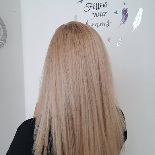 Frizersko kozmeticki salon Alex #podgorica Pramenovi Pramenovi na foliju - duga kosa Pramenovi