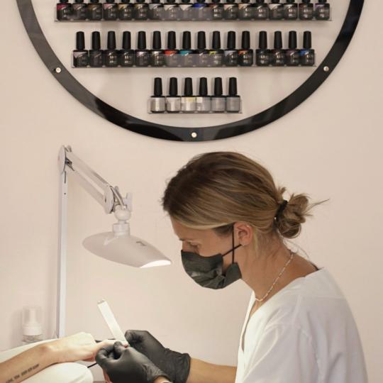 Beauty A studio #tivat Manikir Higijenski manikir Manikir