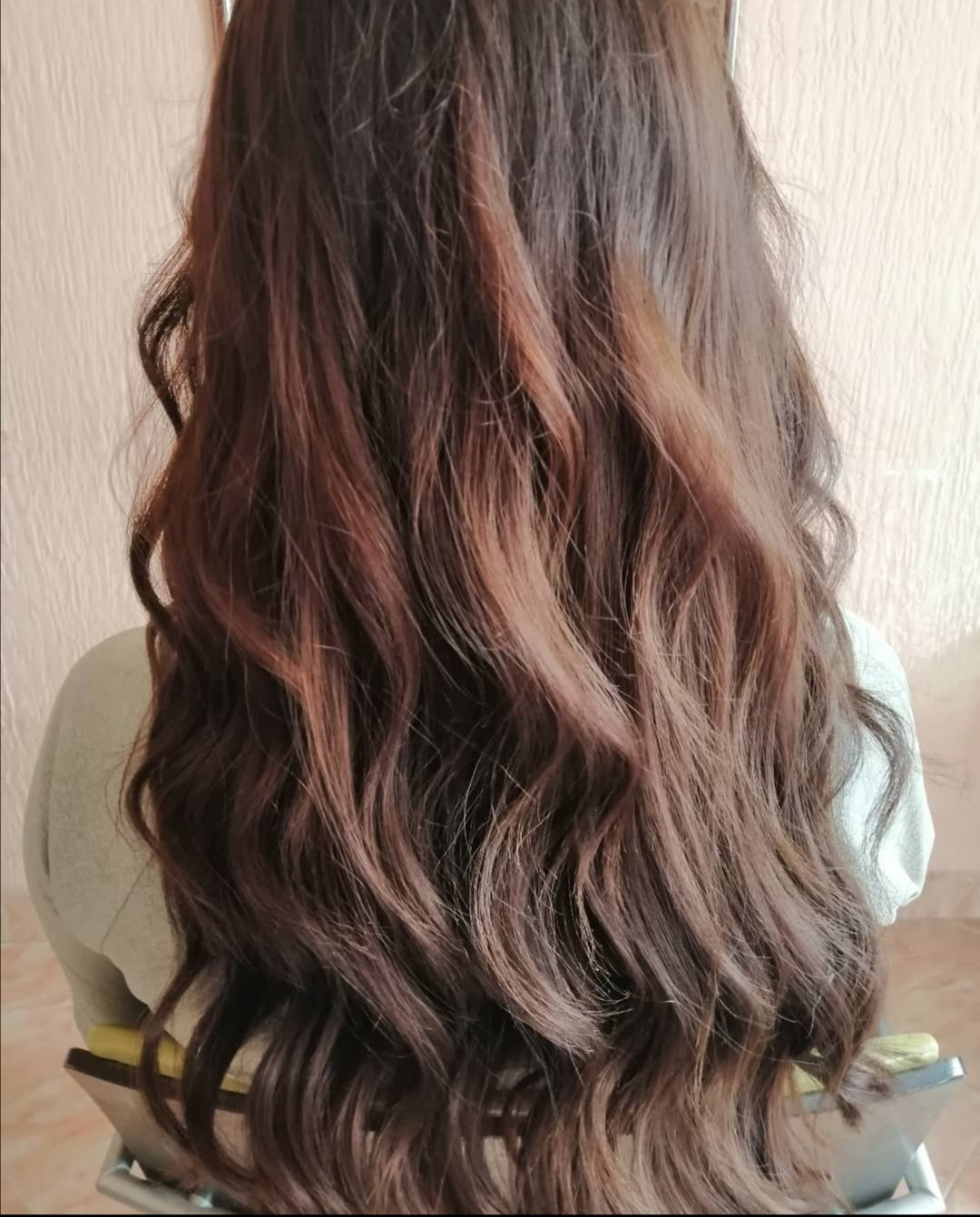 Frizersko kozmeticki salon Alex #podgorica Farbanje kose Farbanje izrastka - sve dužine