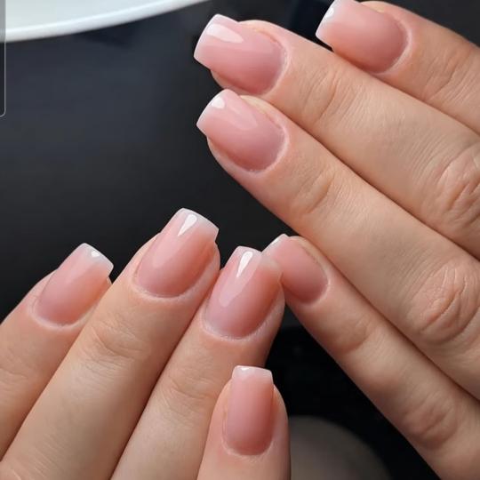 Dream Nails #podgorica Nadogradnja noktiju Nadogradnja noktiju gel tipsama - M dužina
