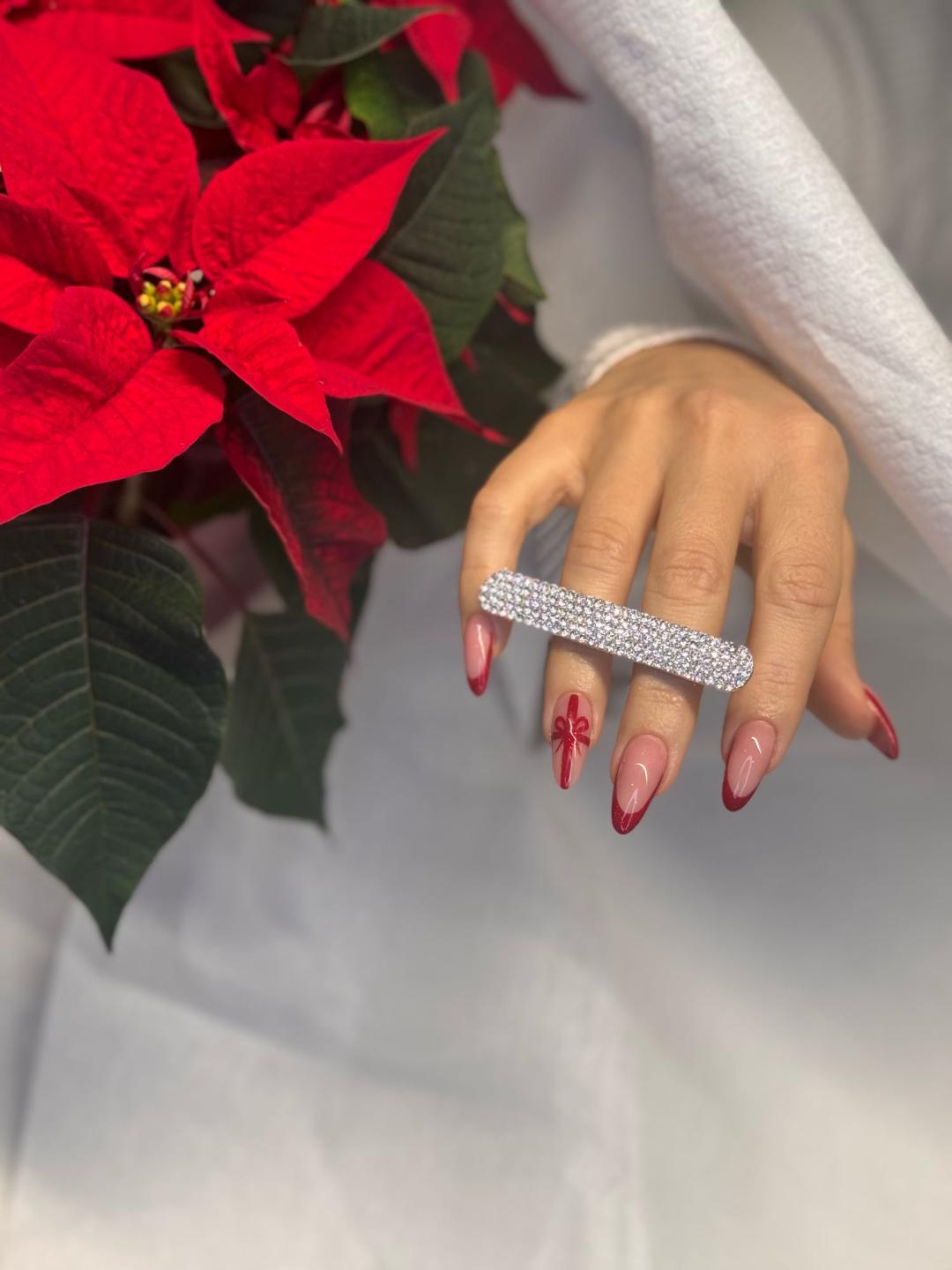 Akademija za estetiku i kozmetologiju Sara #podgorica Korekcija noktiju Korekcija noktiju gelom - L / XL dužina