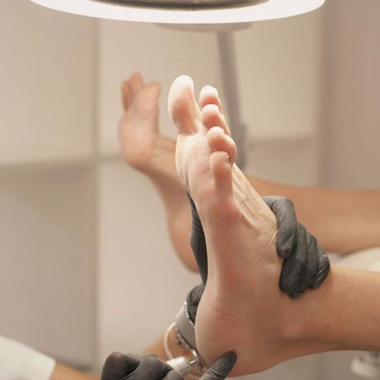 Beauty A studio #tivat Estetski pedikir Higijenski pedikir Estetski pedikir