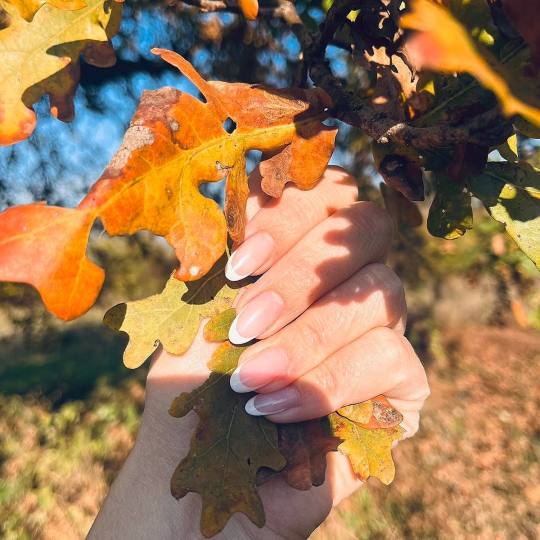 La Belle beauty store #podgorica Ojačavanje noktiju Ojačavanje noktiju gelom