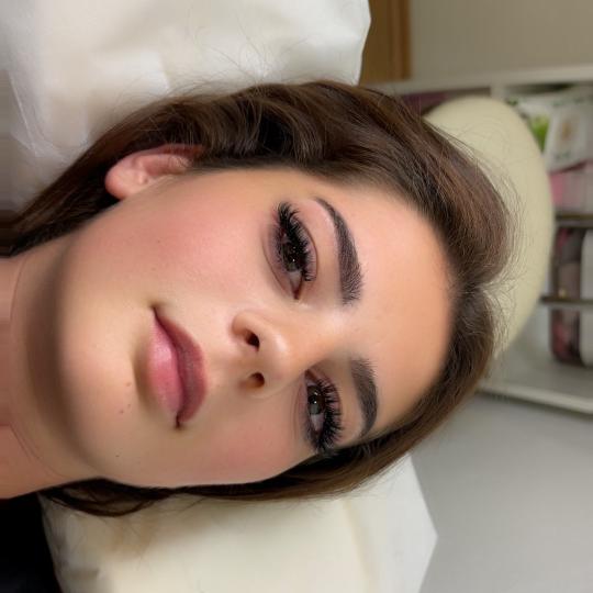 Glamour beauty studio #niksic Nadogradnja trepavica Nadogradnja svilenih trepavica
