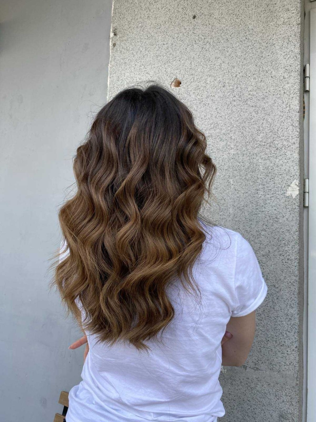 ID Hair #tivat Feniranje i stilizovanje Feniranje na talase - kosa srednje dužine