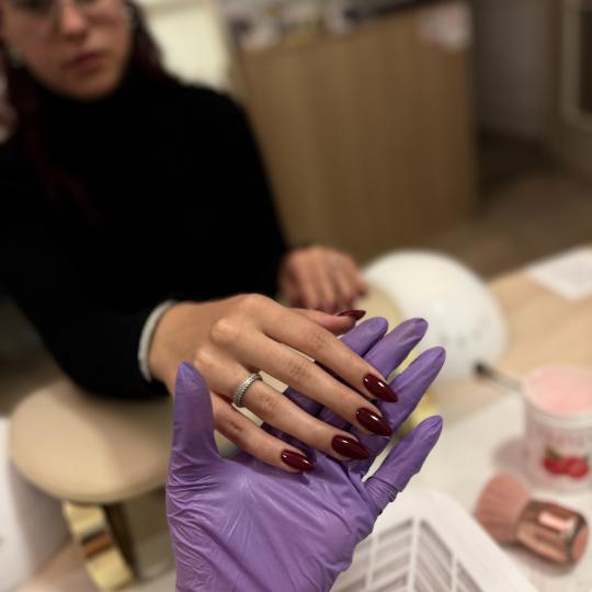 Concept Beauty and Spa #podgorica Izlivanje noktiju  ✨ IZLIVANJE NOKTIJU

Savršena dužina, bes