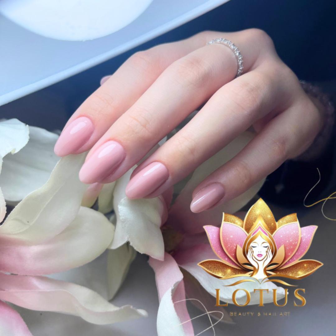 Lotus Beauty & Nail art #podgorica Korekcija noktiju Korekcija noktiju gelom