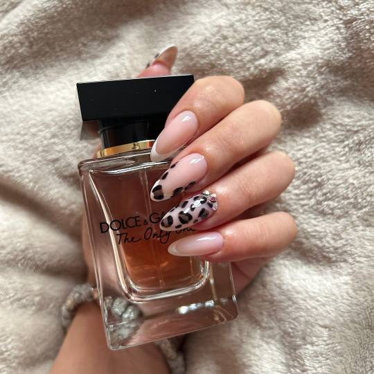 Lotus Beauty & Nail art #podgorica