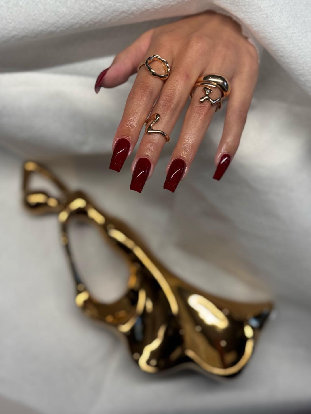 Akademija za estetiku i kozmetologiju Sara #podgorica Korekcija noktiju Korekcija noktiju gelom - L / XL dužina