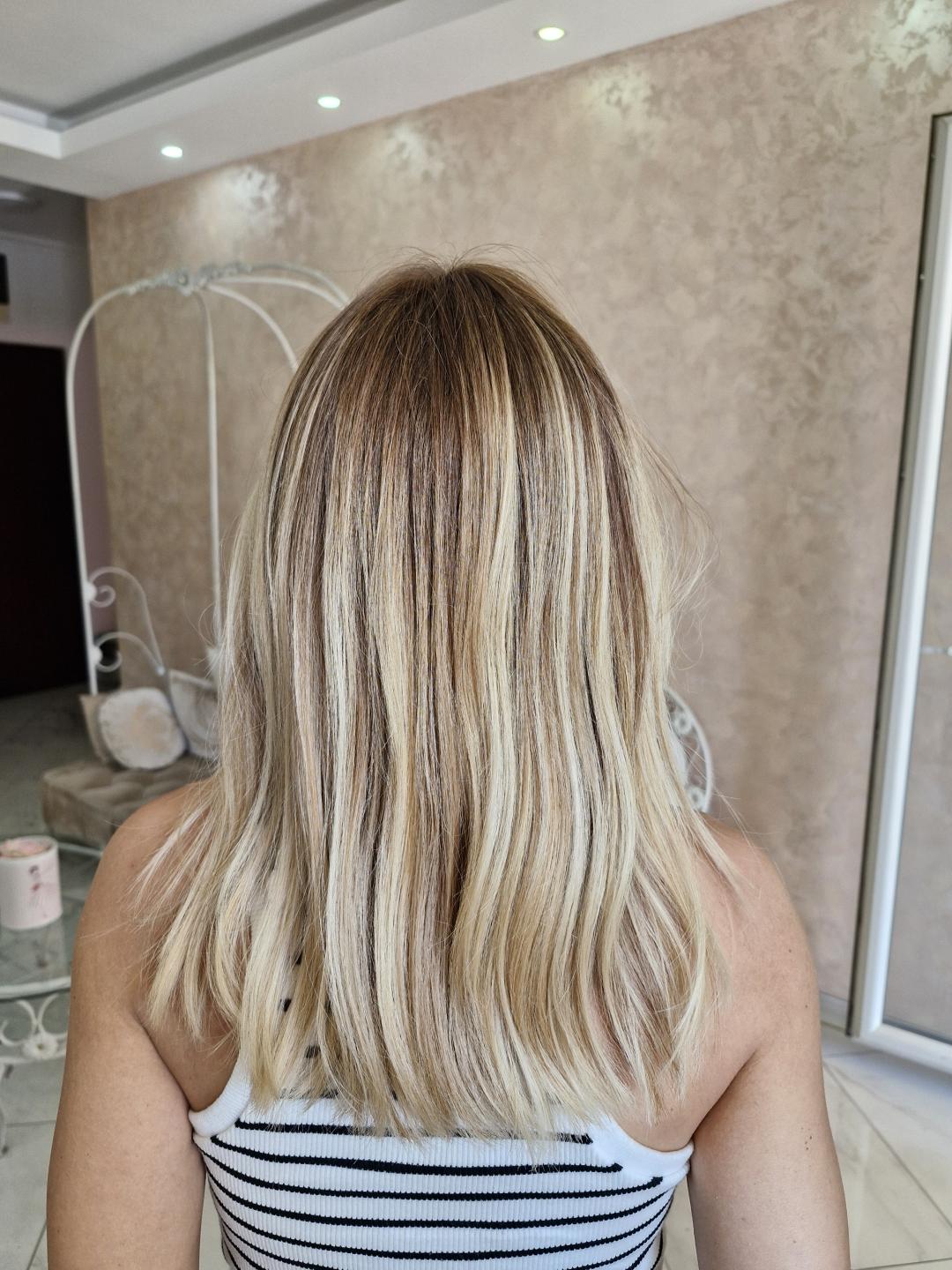Magic Beauty Studio #podgorica Pramenovi Pramenovi na foliju - kosa srednje dužine