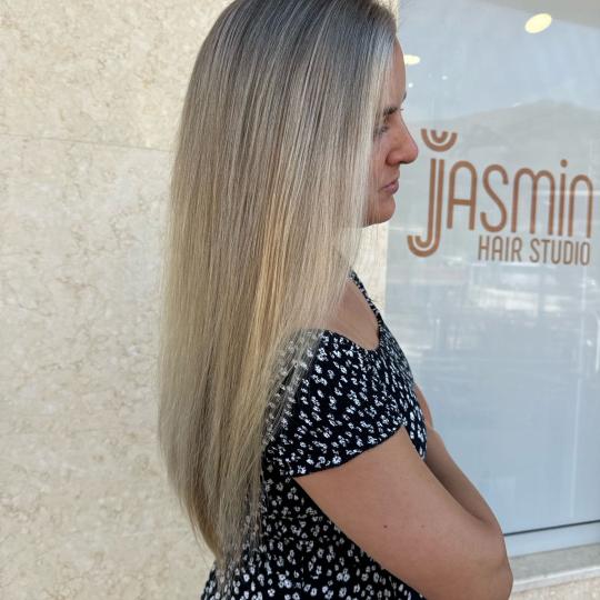 Jasmin #budva Farbanje kose Uslužno farbanje - sve dužine kose