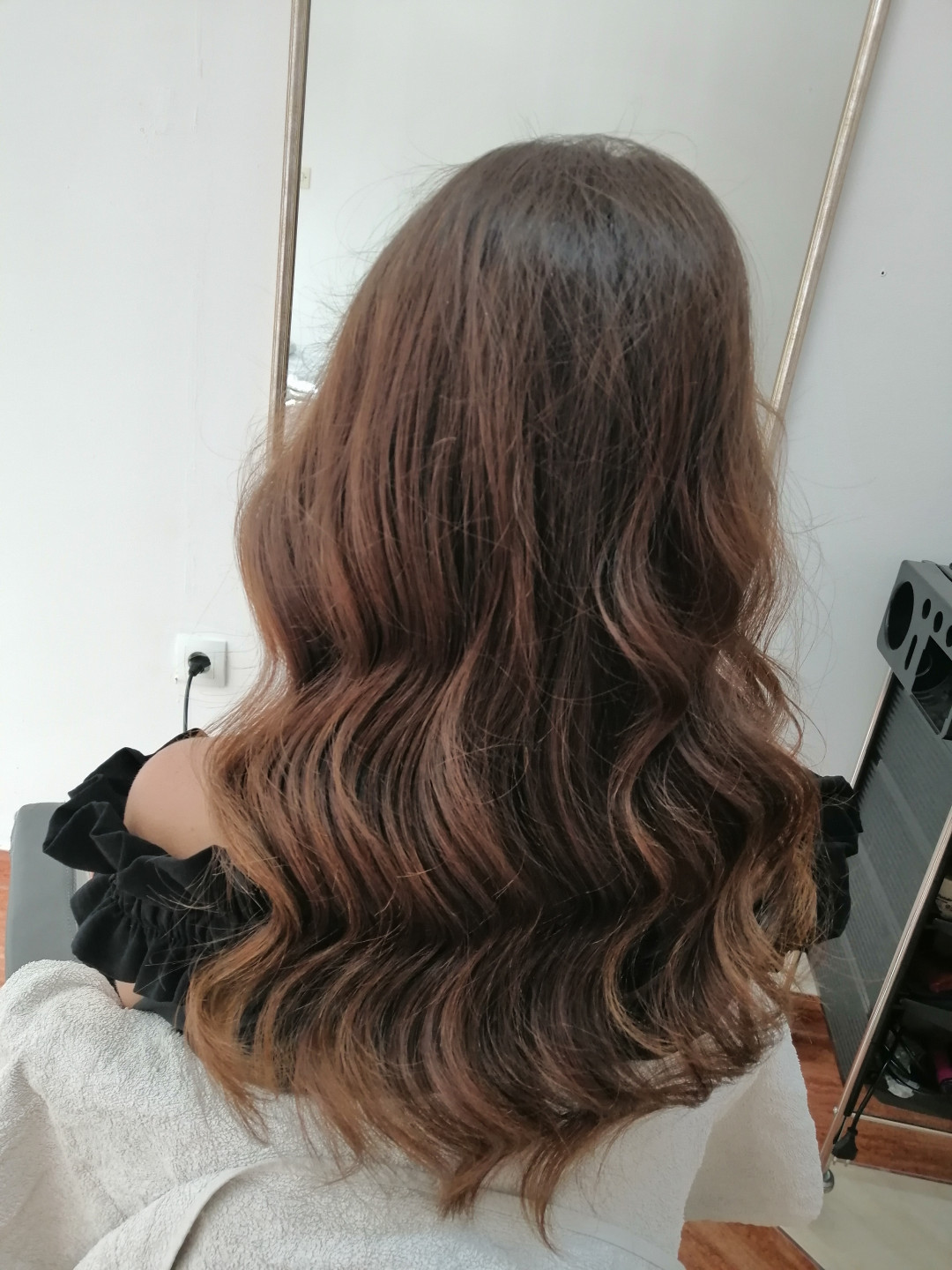 Frizersko kozmeticki salon Alex #podgorica Feniranje i stilizovanje Feniranje na ravno / lokne - duga kosa