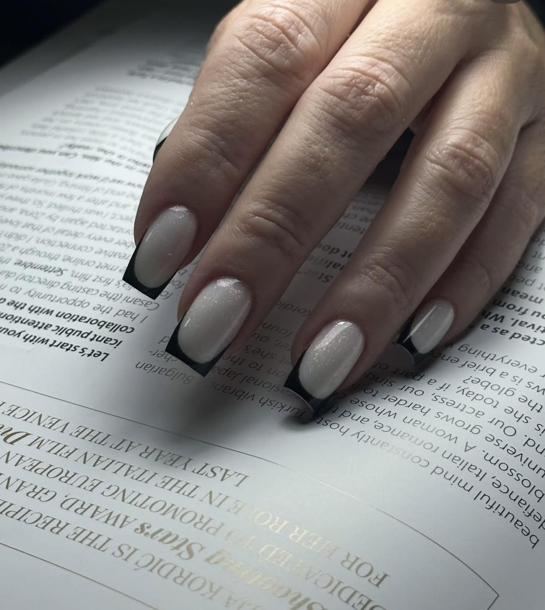 Geliranje prirodnih noktiju - dugi nokti - Concept Beauty and Spa, Podgorica Gel lak Nokti Gel lak, Podgorica, Centar