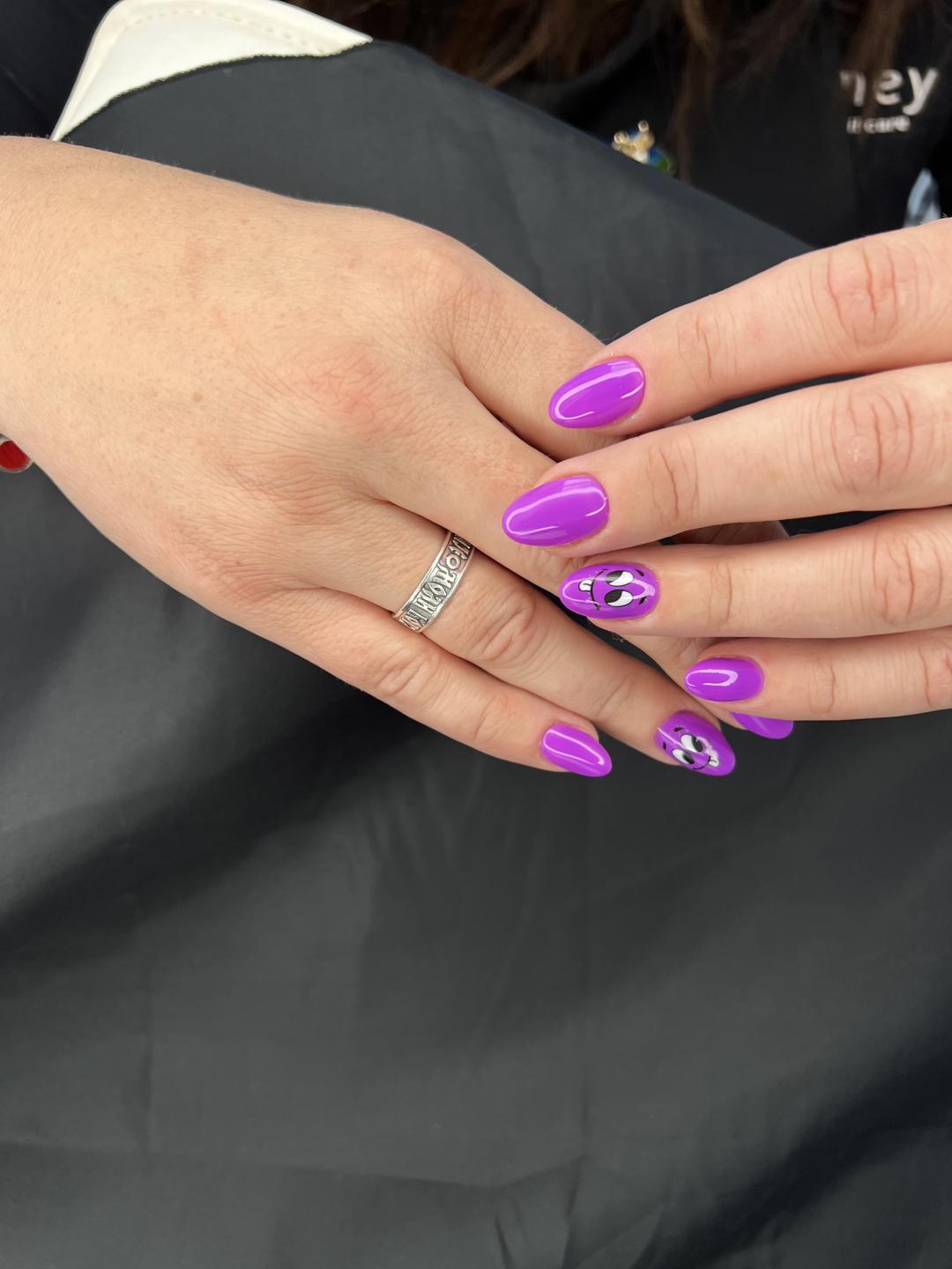 Korekcija nadogradnje tipsama(sve duzine) - Honey, Podgorica Korekcija noktiju Nokti Korekcija noktiju, Podgorica, Centar