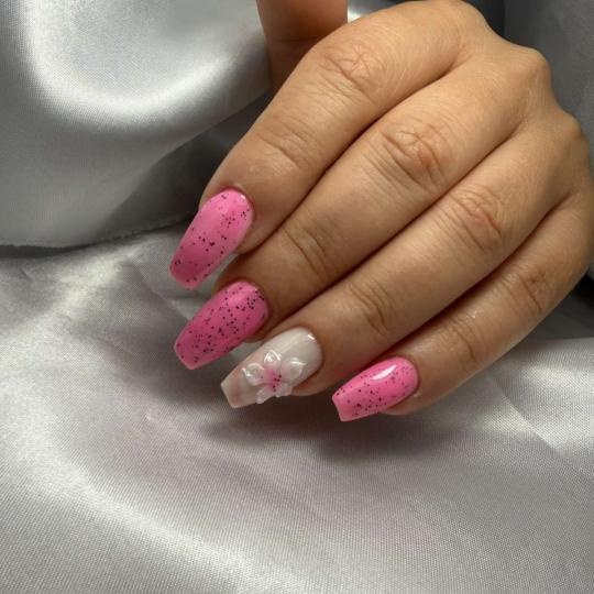Honey #podgorica Nadogradnja noktiju Nadogradnja noktiju tipsama(sve duzine)