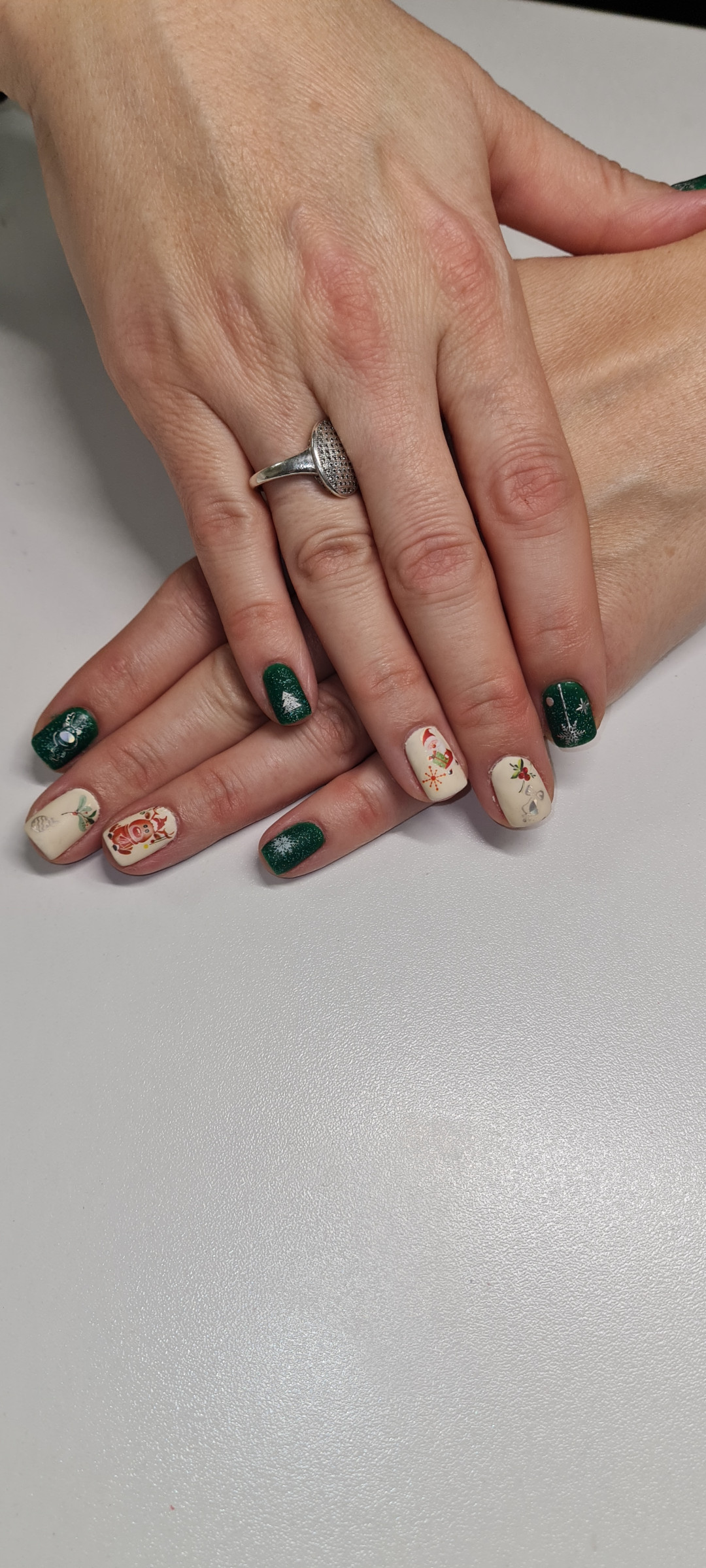 Studio Talija #podgorica Ojačavanje noktiju Ojačavanje prirodnih noktiju gelom - S dužina / Strengthening Natural Nails with Gel S