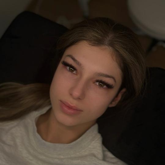 Glossed Beauty #podgorica Nadogradnja trepavica Nadogradnja svilenih trepavica - mega volumen