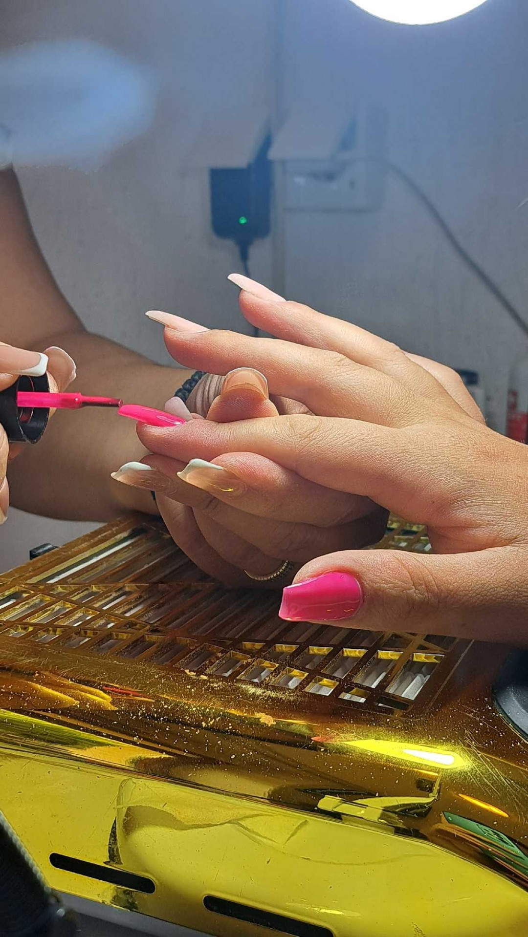 Nadogradnja noktiju tipsama - L dužina - Dm beauty, Podgorica Nadogradnja noktiju Nokti Nadogradnja noktiju, Podgorica, Centar