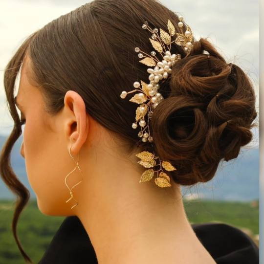 Bloom Beauty Centar #podgorica Svečane i frizure za svadbu Svečana frizura - jednostavna U Bloom B