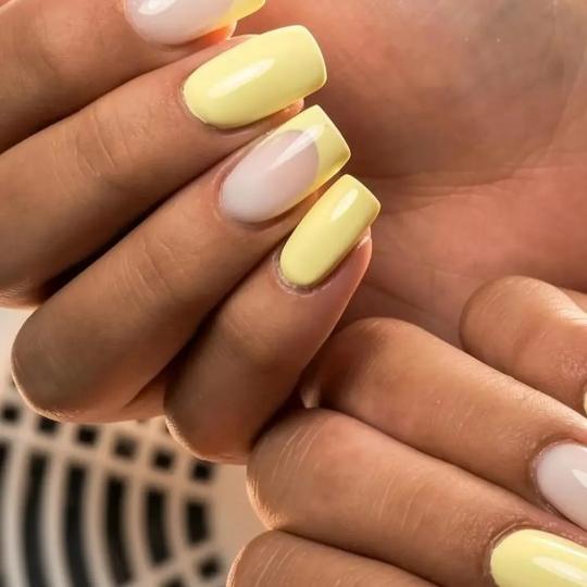 Dream Nails #podgorica Izlivanje noktiju Izlivanje noktiju dual tipsama - M dužina Dual forma