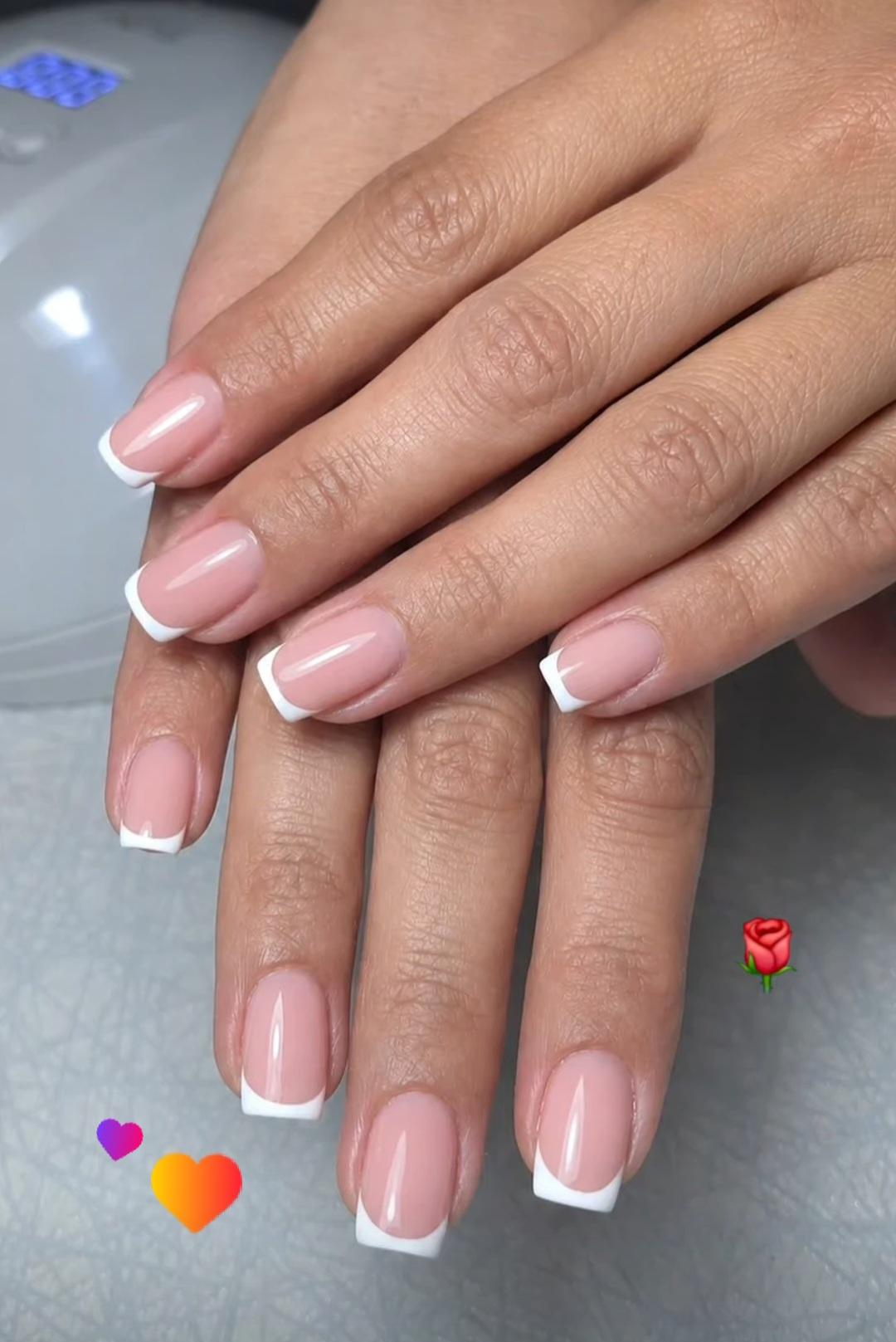 Dream Nails #podgorica Ojačavanje noktiju Ojačavanje prirodnih noktiju gelom