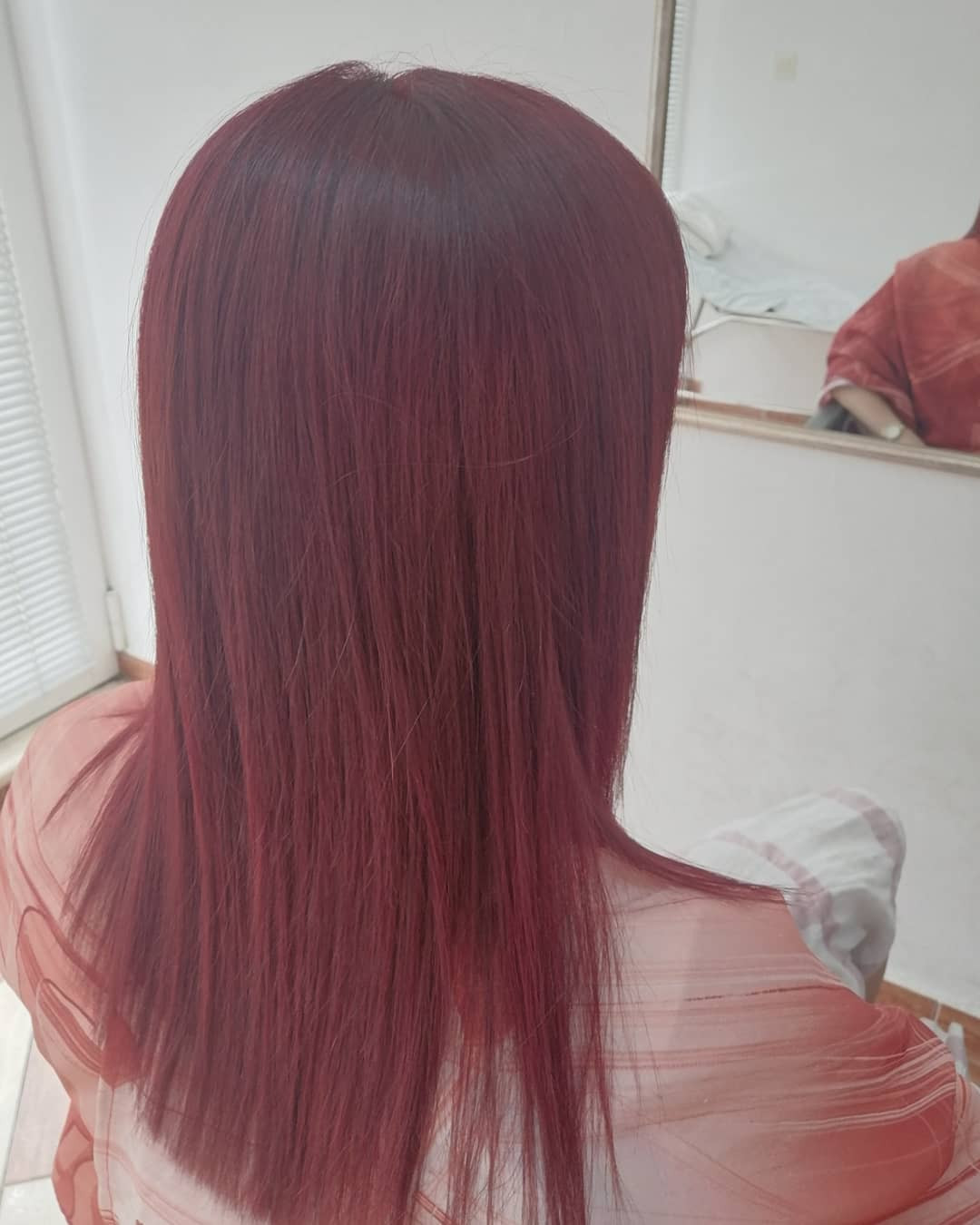 Frizersko kozmeticki salon Alex #podgorica Farbanje kose Farbanje cijele dužine - kosa srednje dužiine