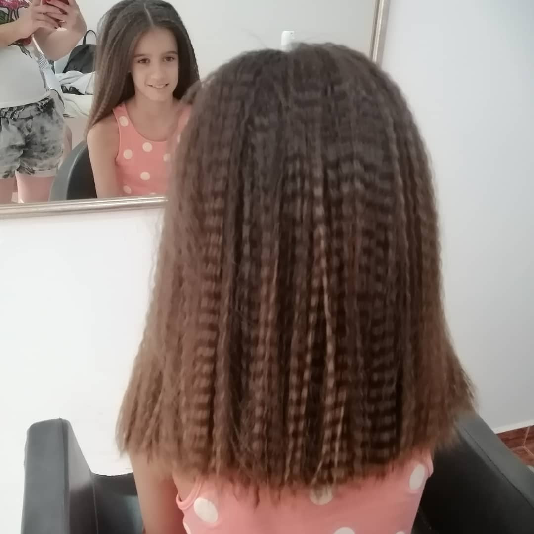 Frizersko kozmeticki salon Alex #podgorica Uvijanje, lokne i talasi Presa - duga kosa
