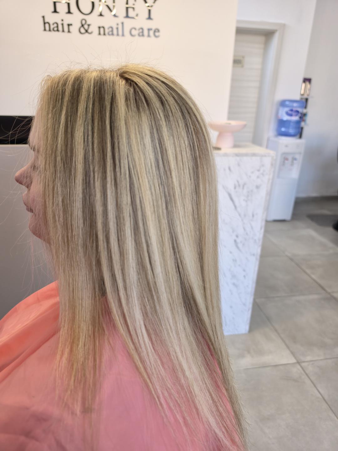 Honey #podgorica Ombre, sombre, balayage Pramenovi + toniranje + feniranje - duga kosa