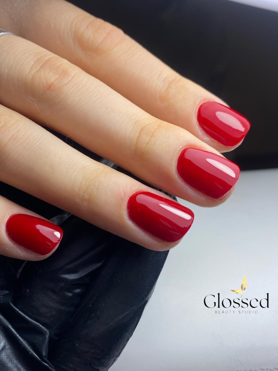 Glossed Beauty #podgorica Ojačavanje noktiju Ojačavanje noktiju rubber bazom