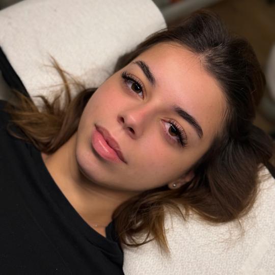 Glossed Beauty #podgorica Trepavice Klasik 1:1