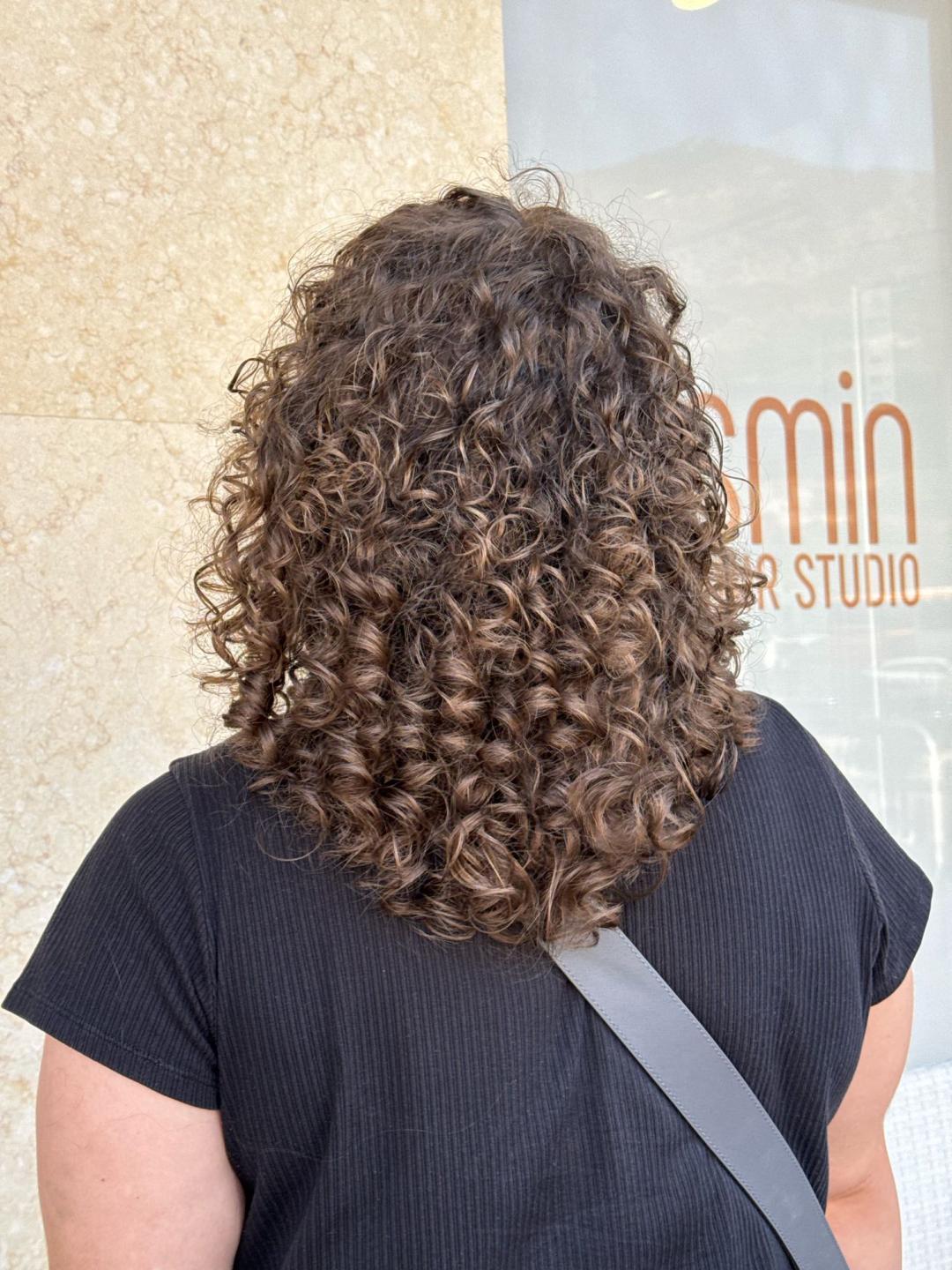 Jasmin #budva Šišanje Spa-šišanje kovrdzave kose