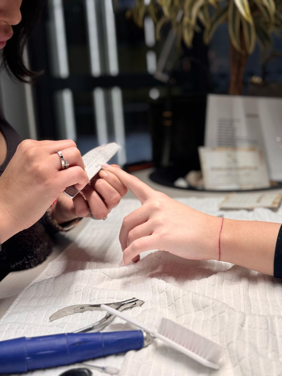 Akademija za estetiku i kozmetologiju Sara #podgorica Ukrašavanje noktiju Obuka - french + babyboomer