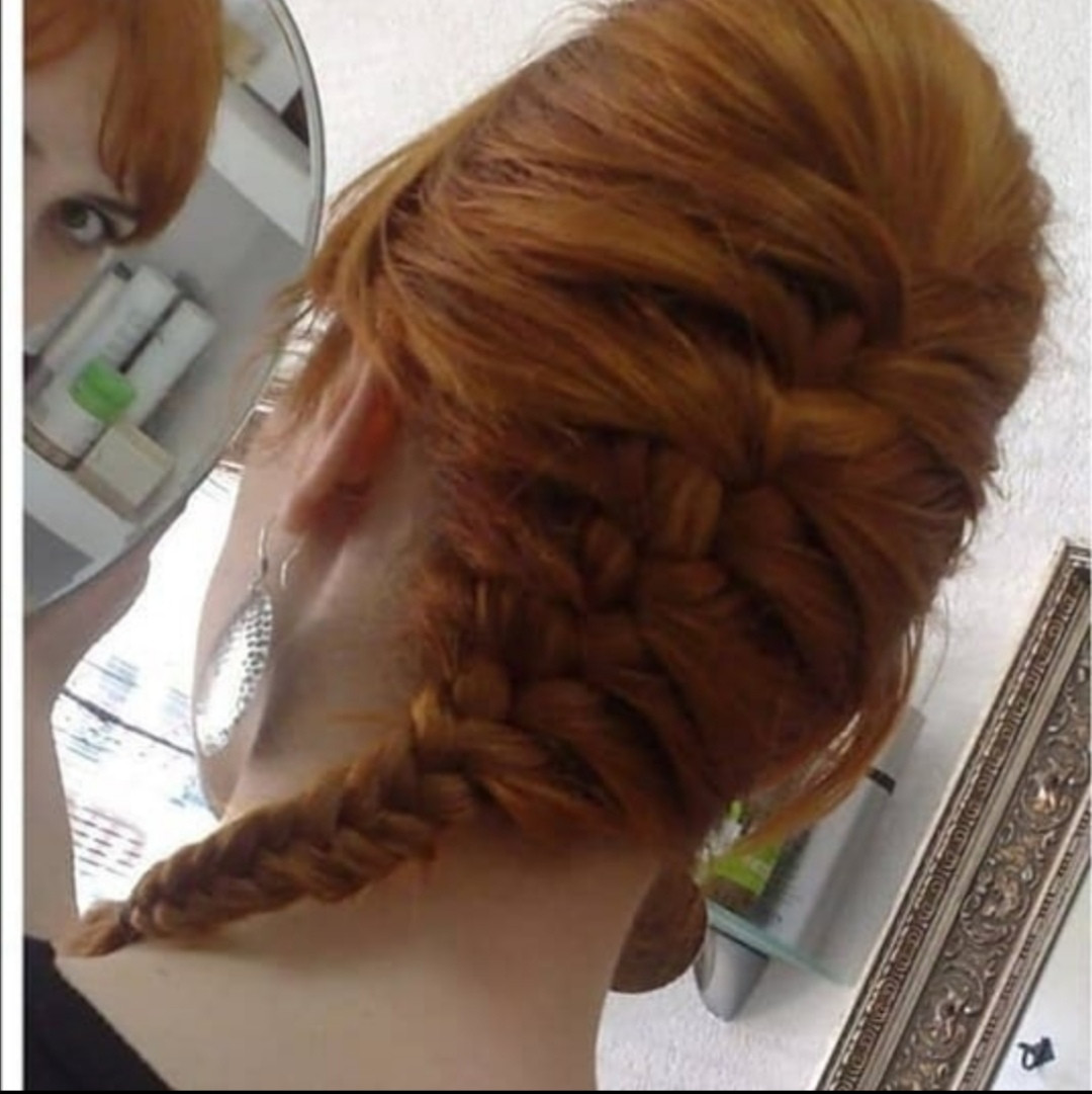 Frizersko kozmeticki salon Alex #podgorica Pletenice, kike, punđe Pletenica - jedna