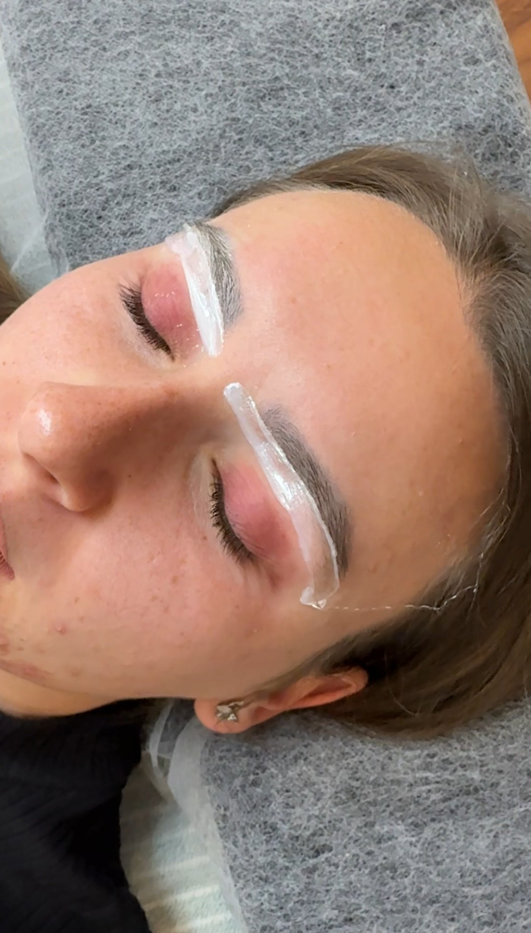 Amandi #budva Depilacija toplim voskom Depilacija obrva toplim voskom / šećernom pastom - za dame