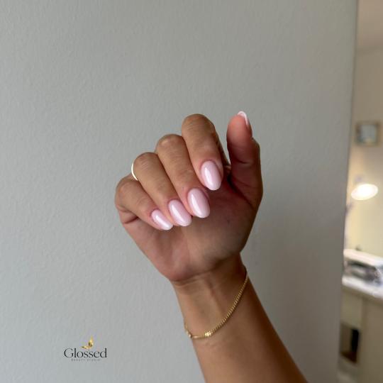 Glossed Beauty #podgorica Ojačavanje noktiju Ojačavanje noktiju gelom