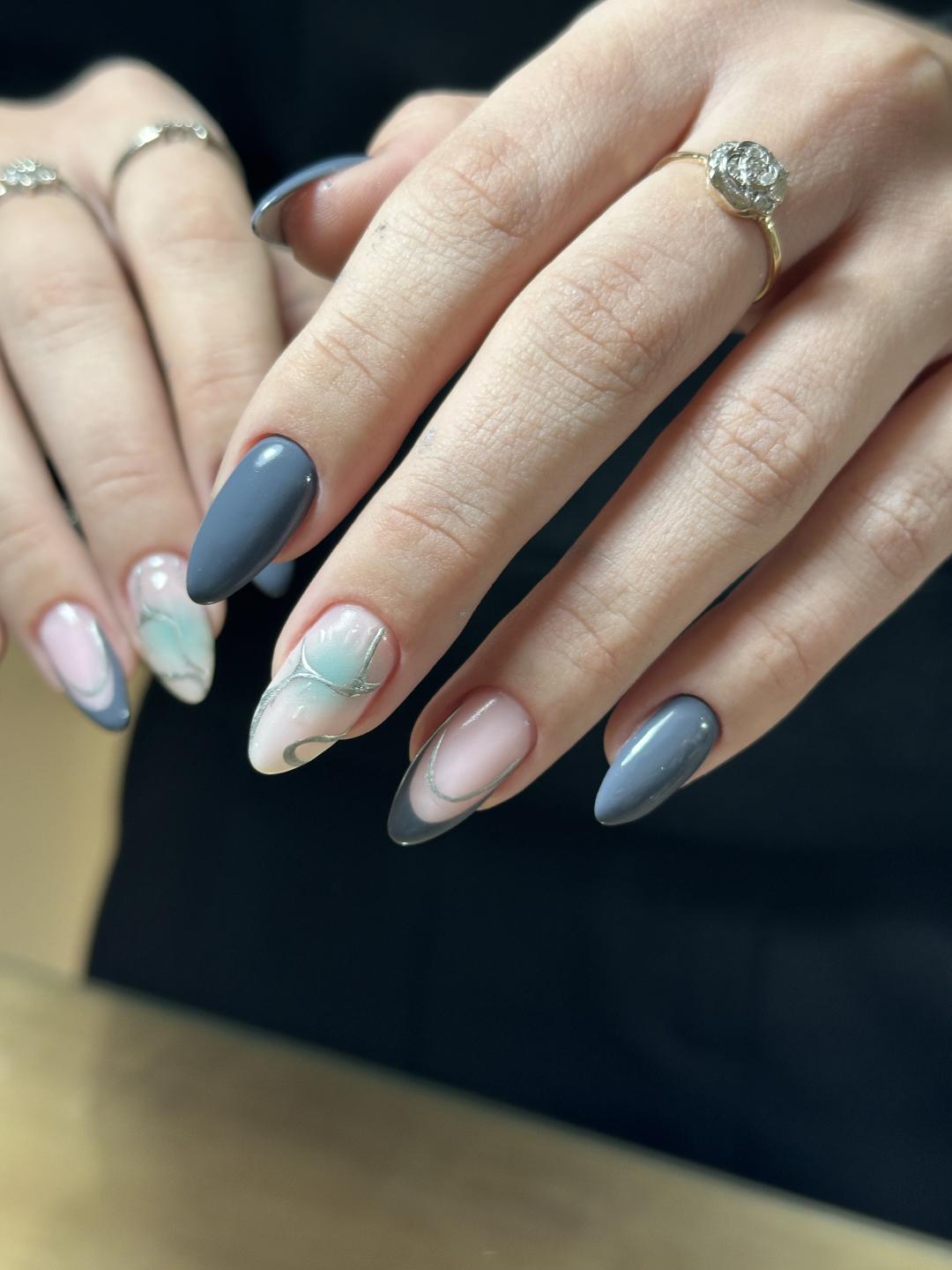 Royal #bar Ojačavanje noktiju Ojačavanje prirodnih noktiju gelom