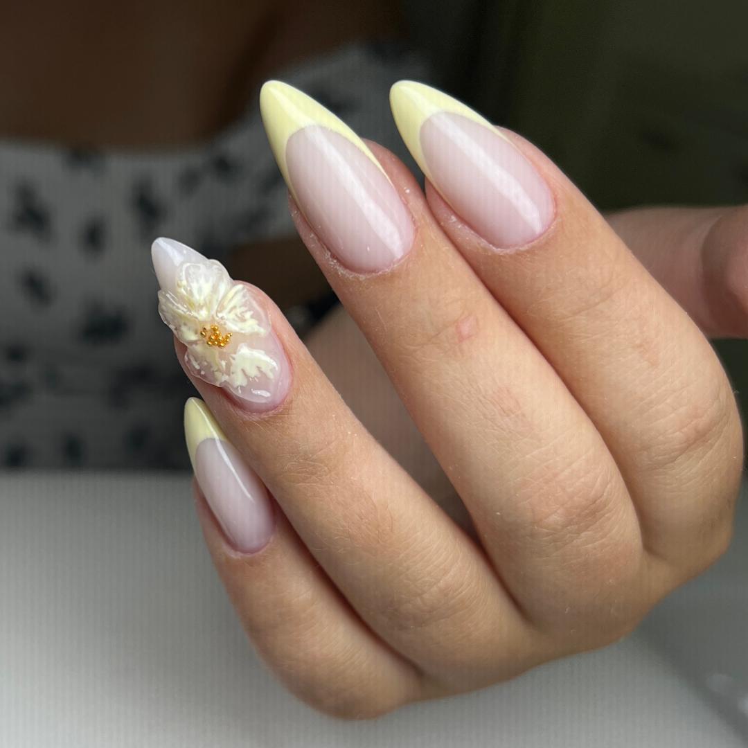 Izlivanje noktiju poligelom - Masha Beauty studio, Bar Izlivanje noktiju Nokti Izlivanje noktiju, Bar, Centar