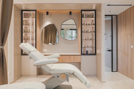 Kozmetički salon Akademija za estetiku i kozmetologiju Sara Podgorica