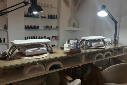 Frizersko-kozmetički salon Royal Bar