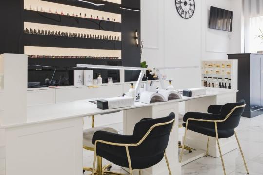 Beauty salon & PMU Jovana Mijović Podgorica