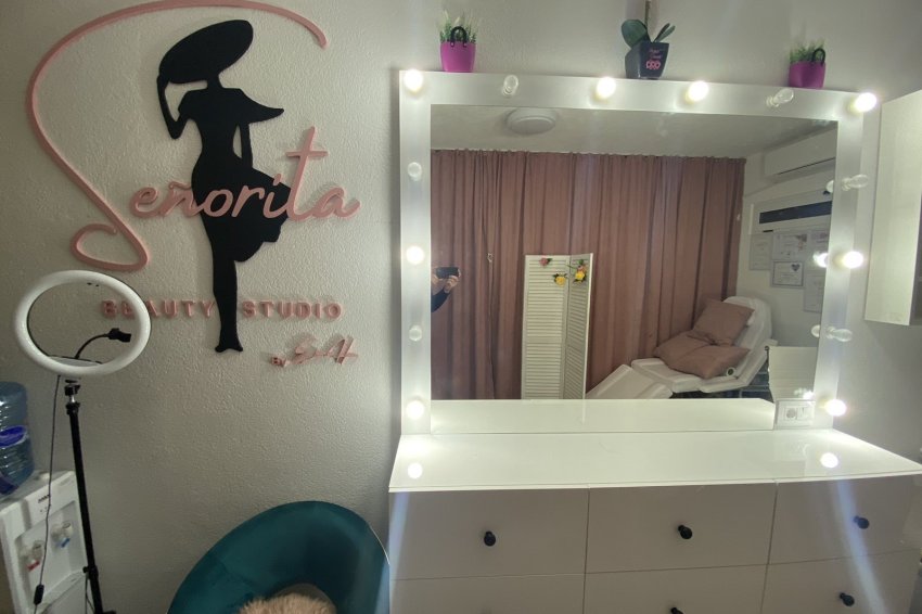 Kozmetički salon Señorita Beauty Studio Bar