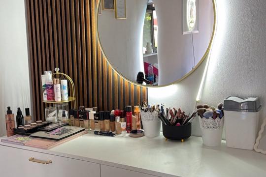 Frizersko-kozmetički salon Studio Nina Podgorica